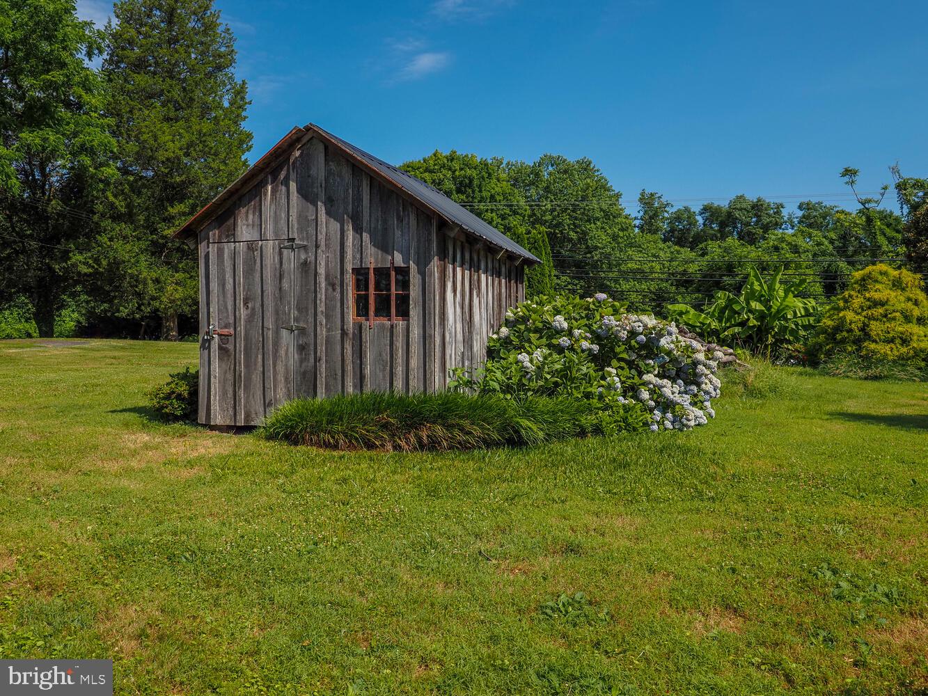 WEST RIVER - Residential