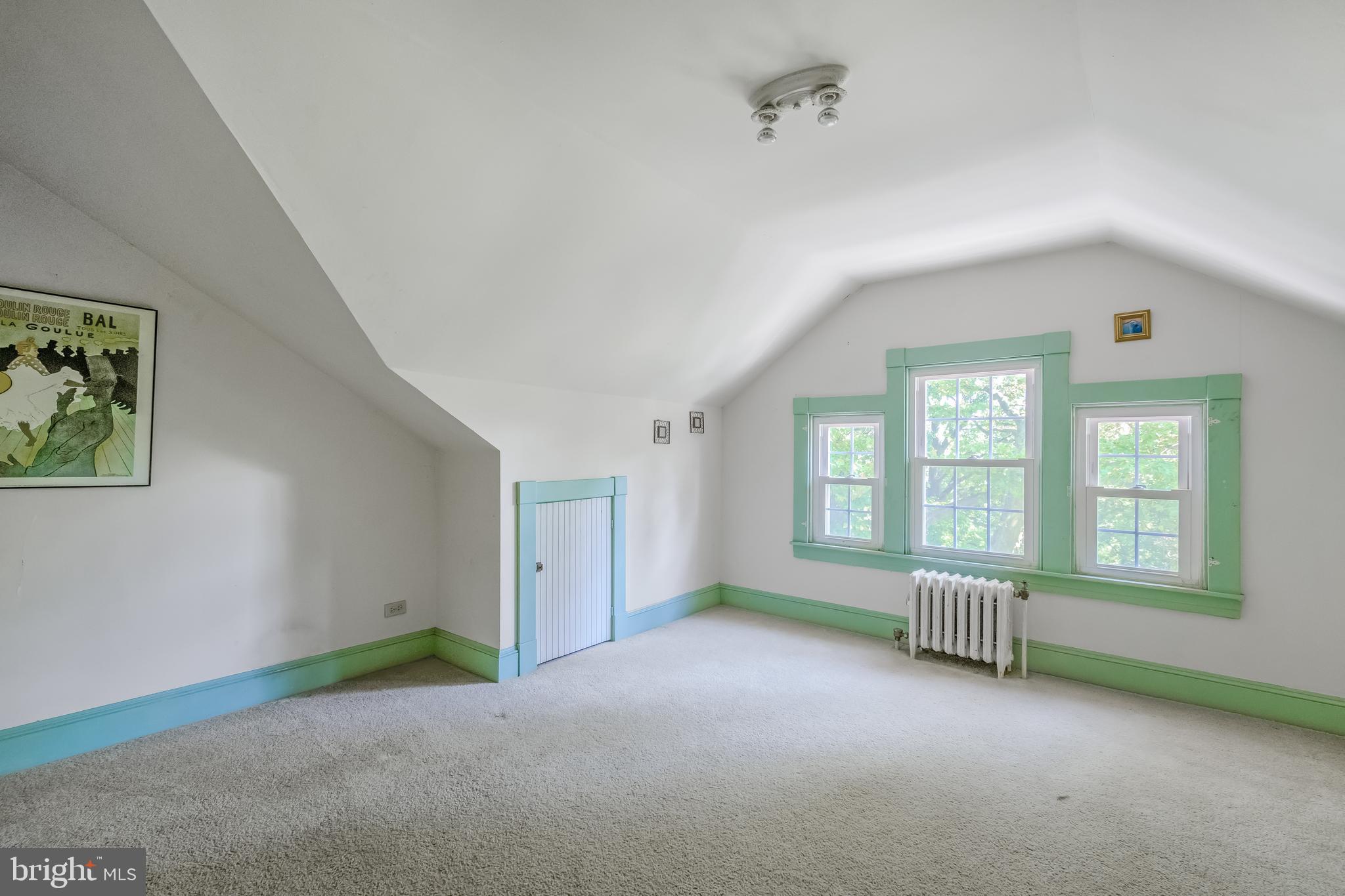 WEST RIVER - Residential