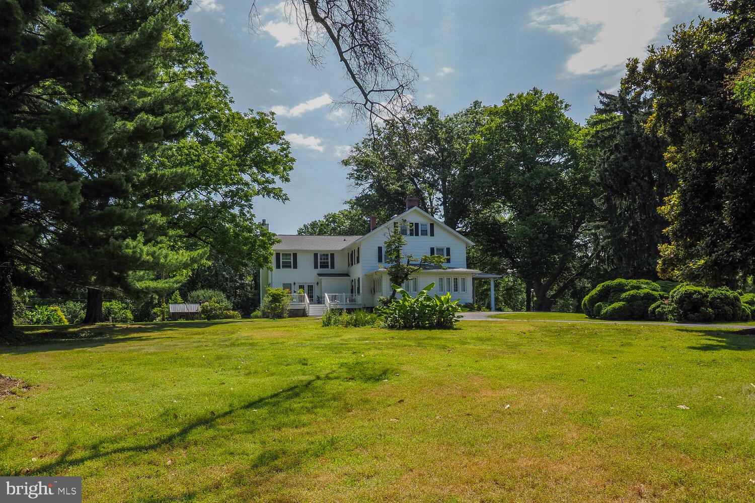 WEST RIVER - Residential