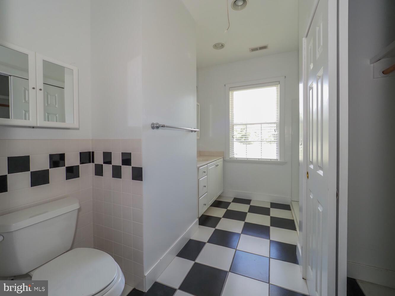 WEST RIVER - Residential