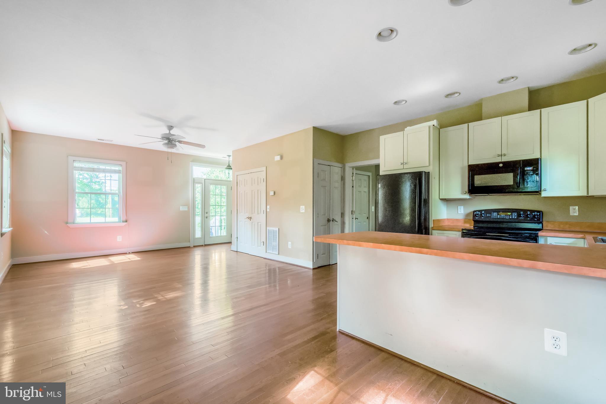 WEST RIVER - Residential