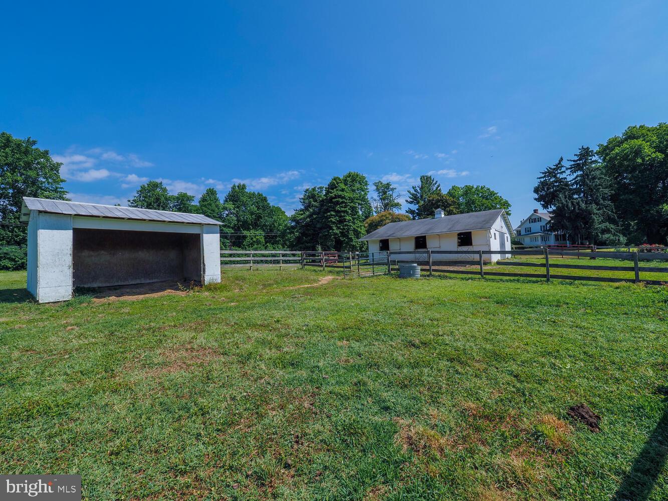 WEST RIVER - Residential