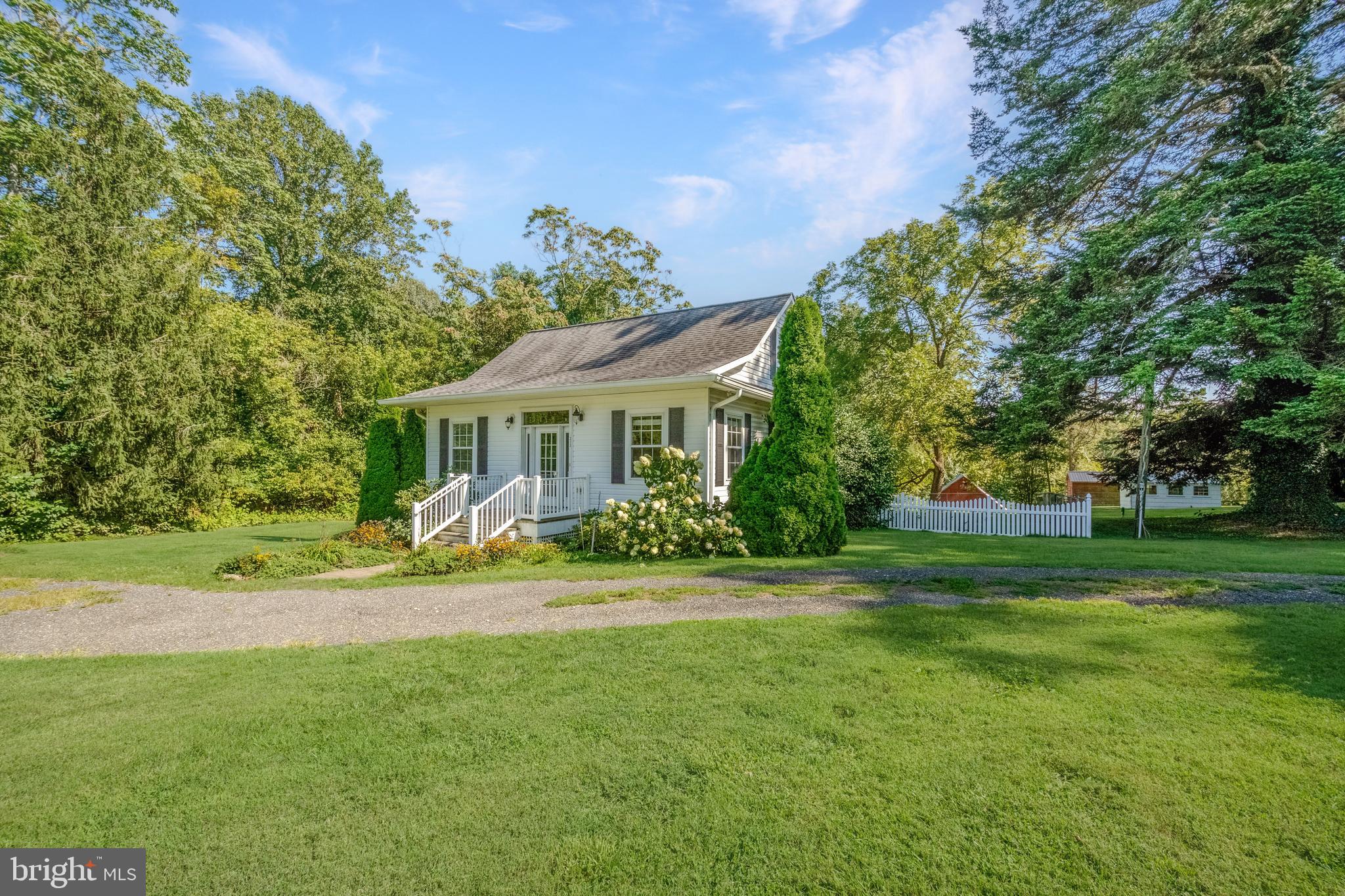 WEST RIVER - Residential