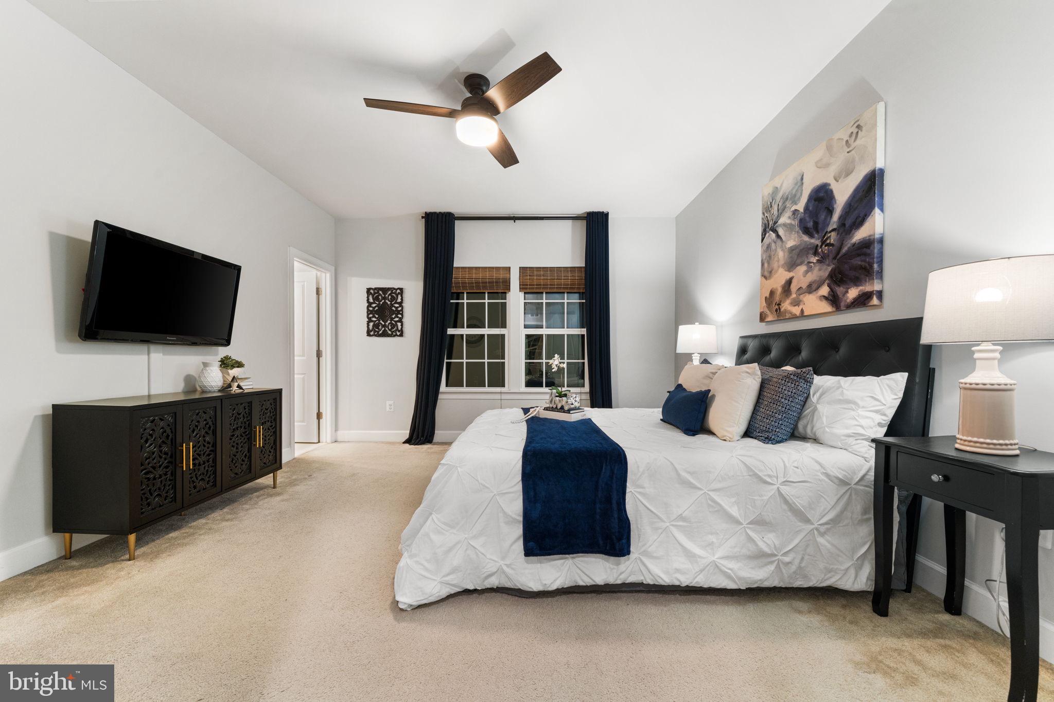 HAYMARKET CROSSING - Residential