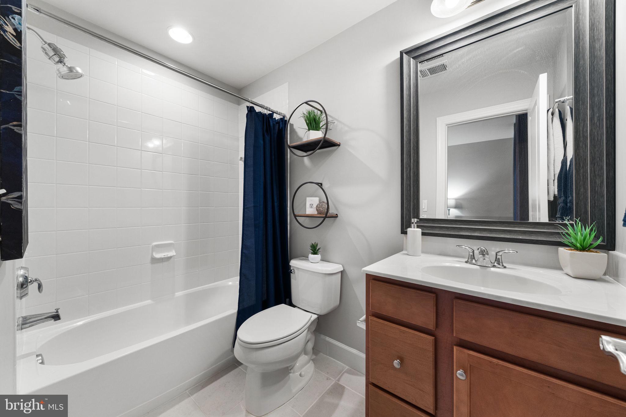 HAYMARKET CROSSING - Residential