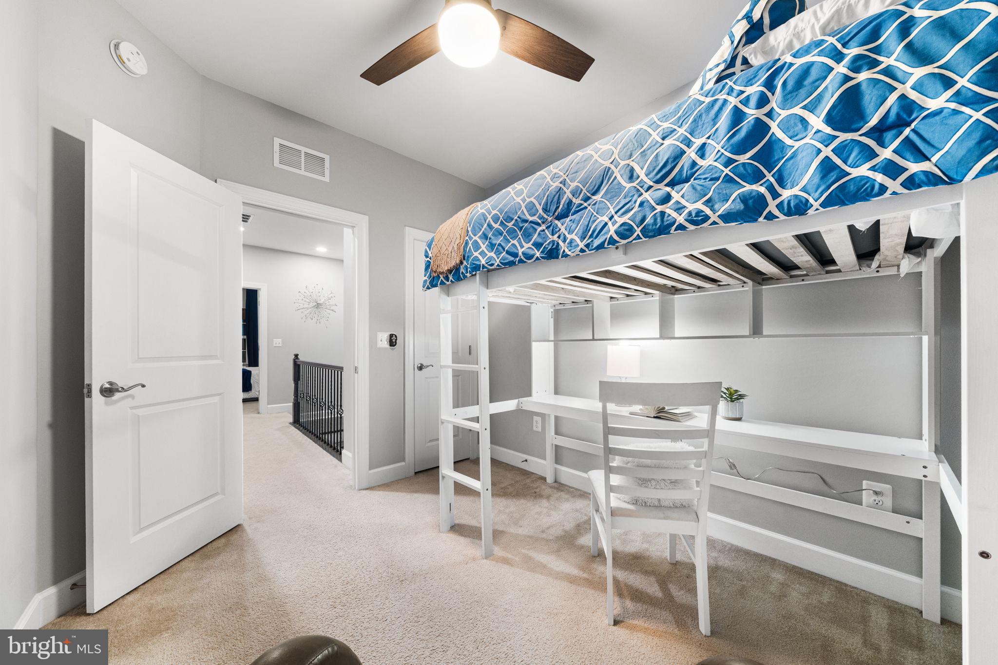 HAYMARKET CROSSING - Residential