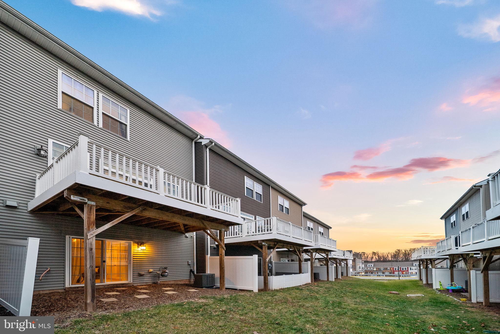 HAYMARKET CROSSING - Residential