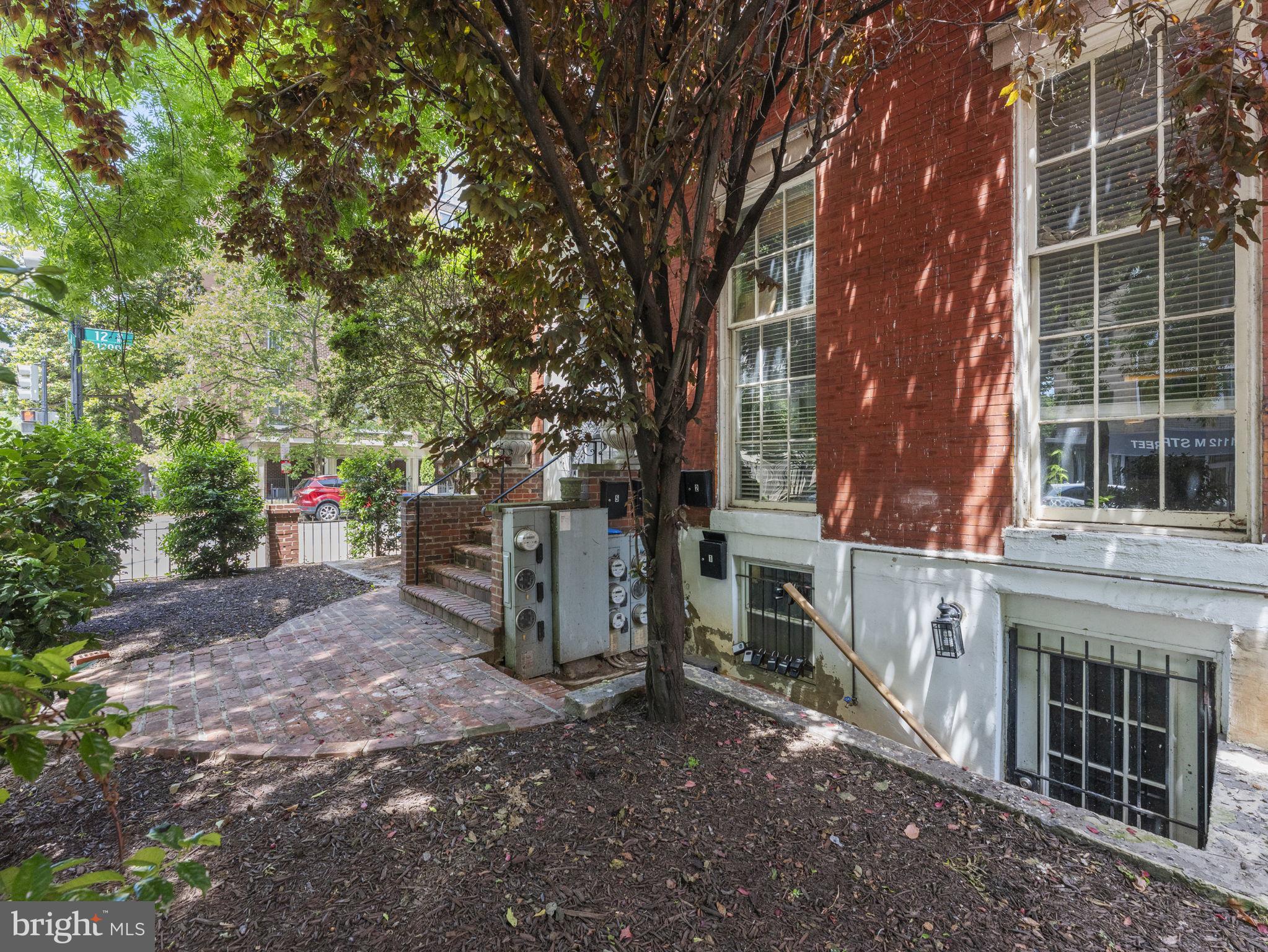 1115 M STREET NW