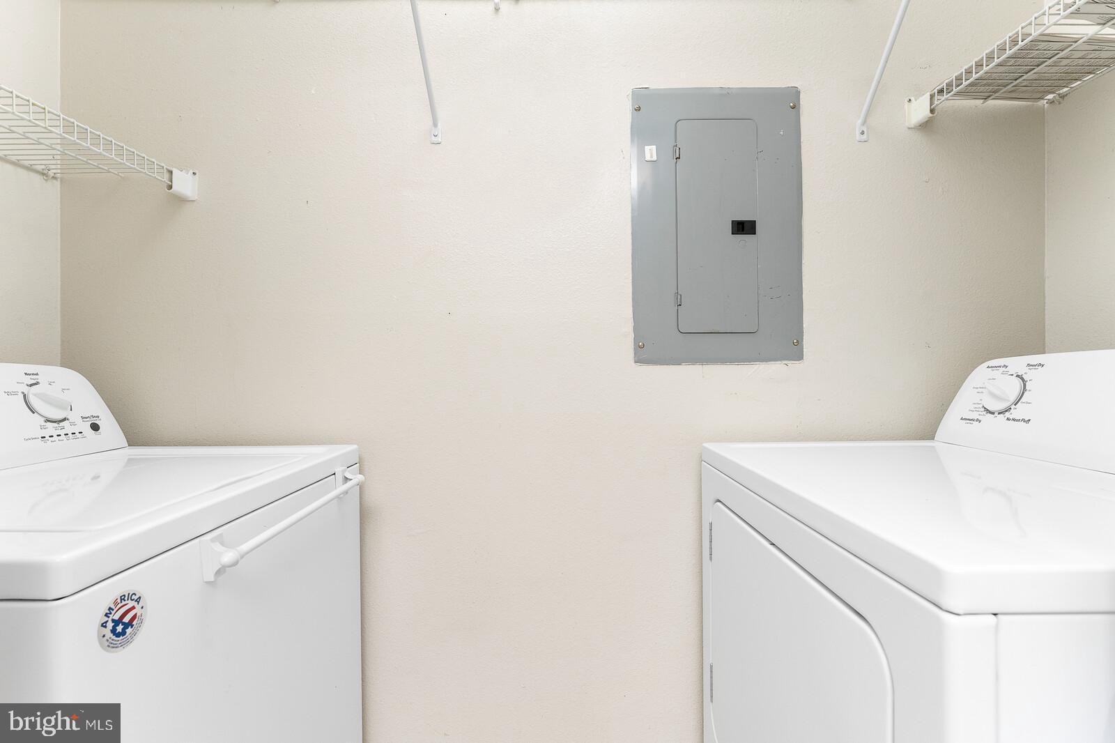 FOUNTAINS AT MCLEAN - Residential Lease