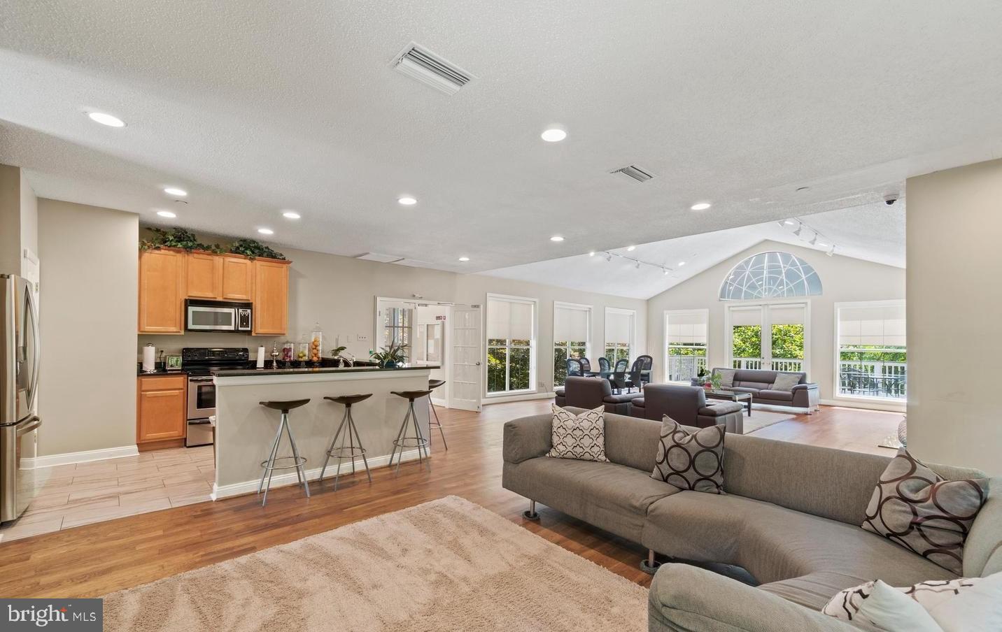 FOUNTAINS AT MCLEAN - Residential Lease