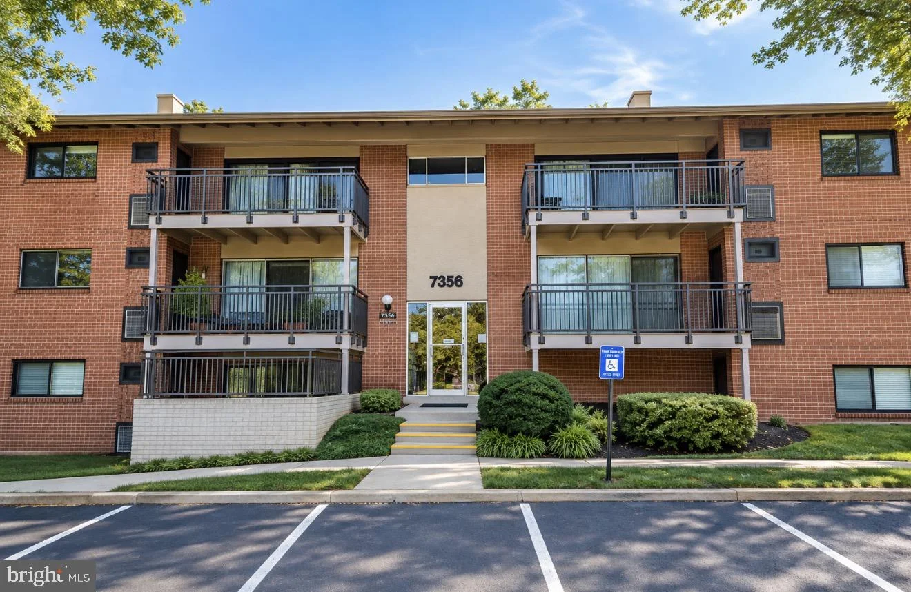 7356 Route 29 Highway Unit 56/203, Falls Church, VA, 22046