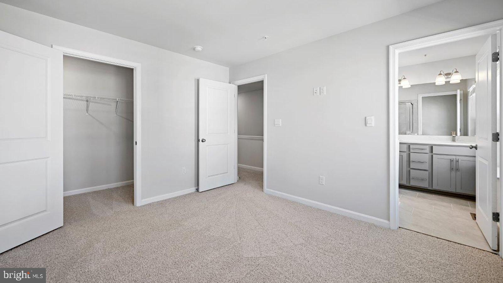 SPRING HILLS - Residential