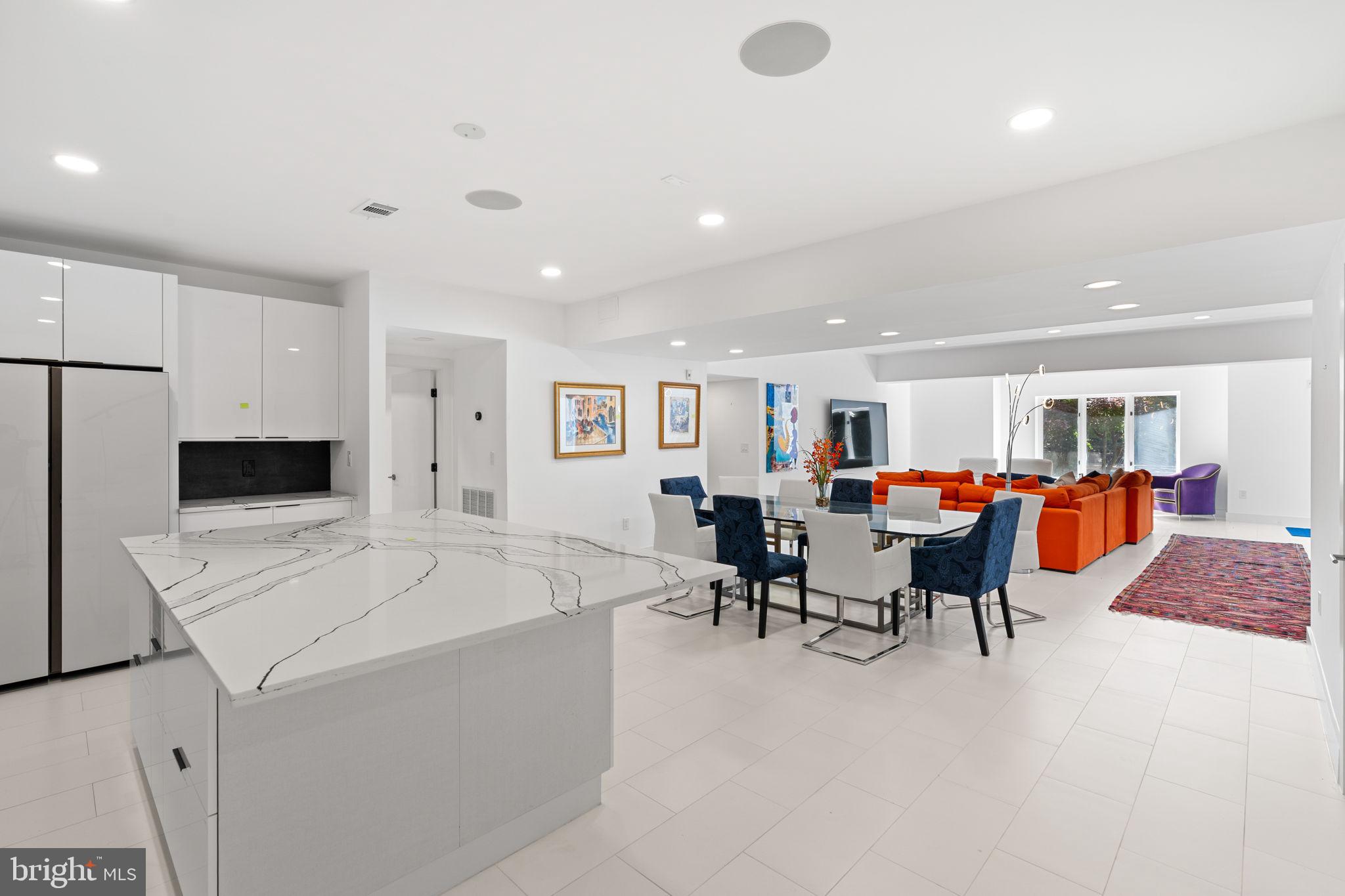 POTOMAC GLEN - Residential