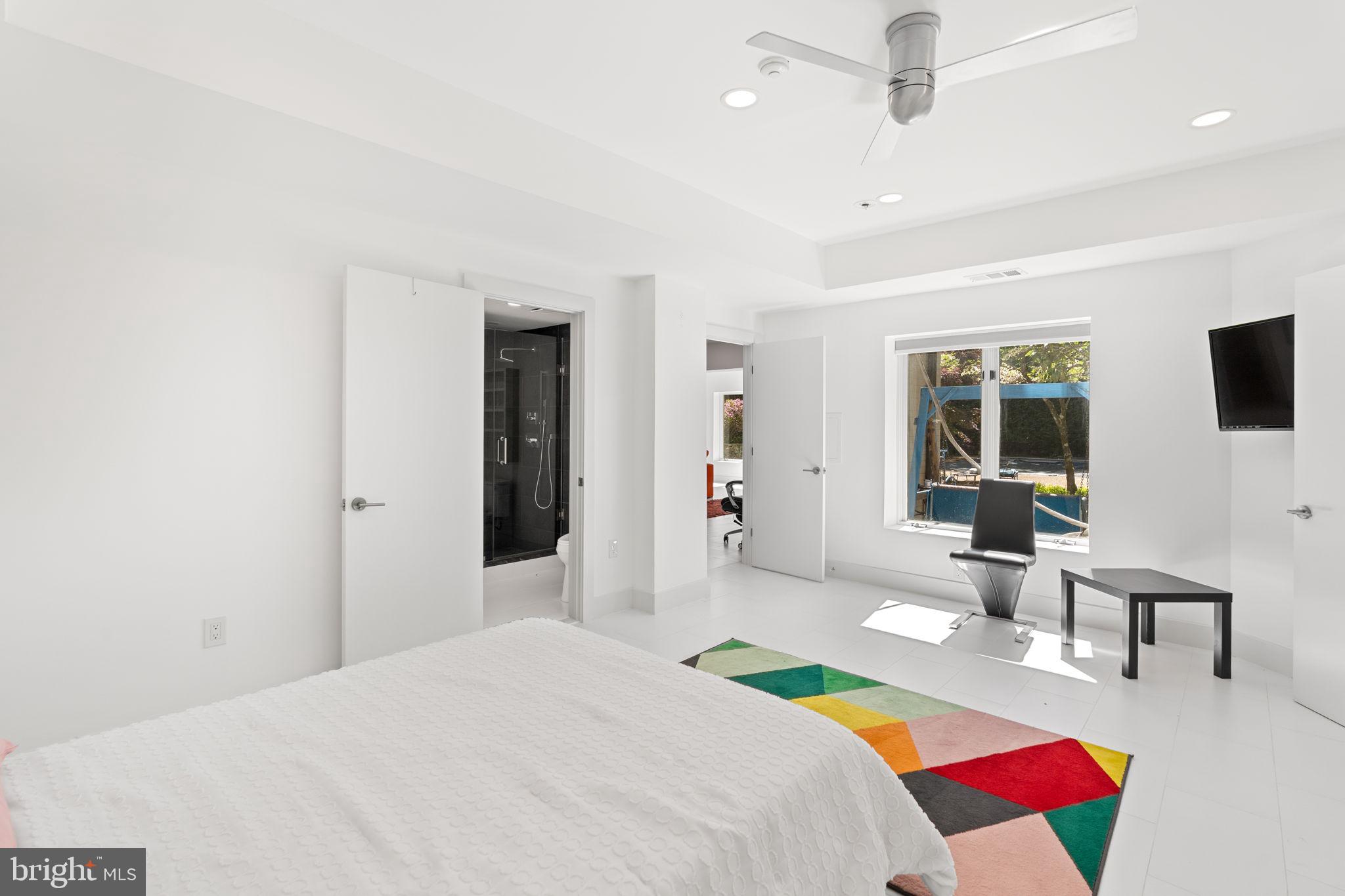 POTOMAC GLEN - Residential