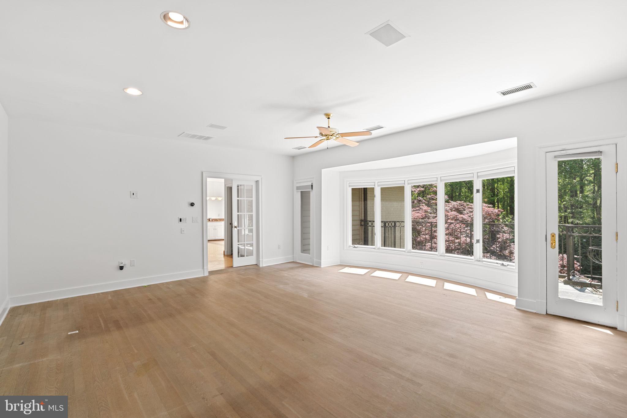 POTOMAC GLEN - Residential