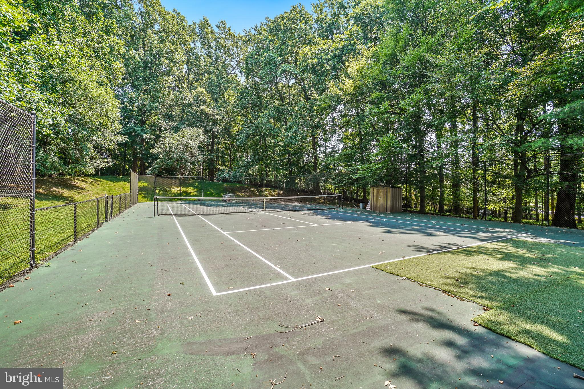 POTOMAC GLEN - Residential