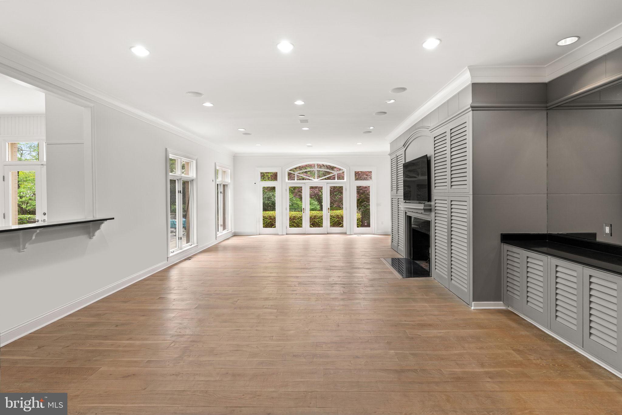 POTOMAC GLEN - Residential