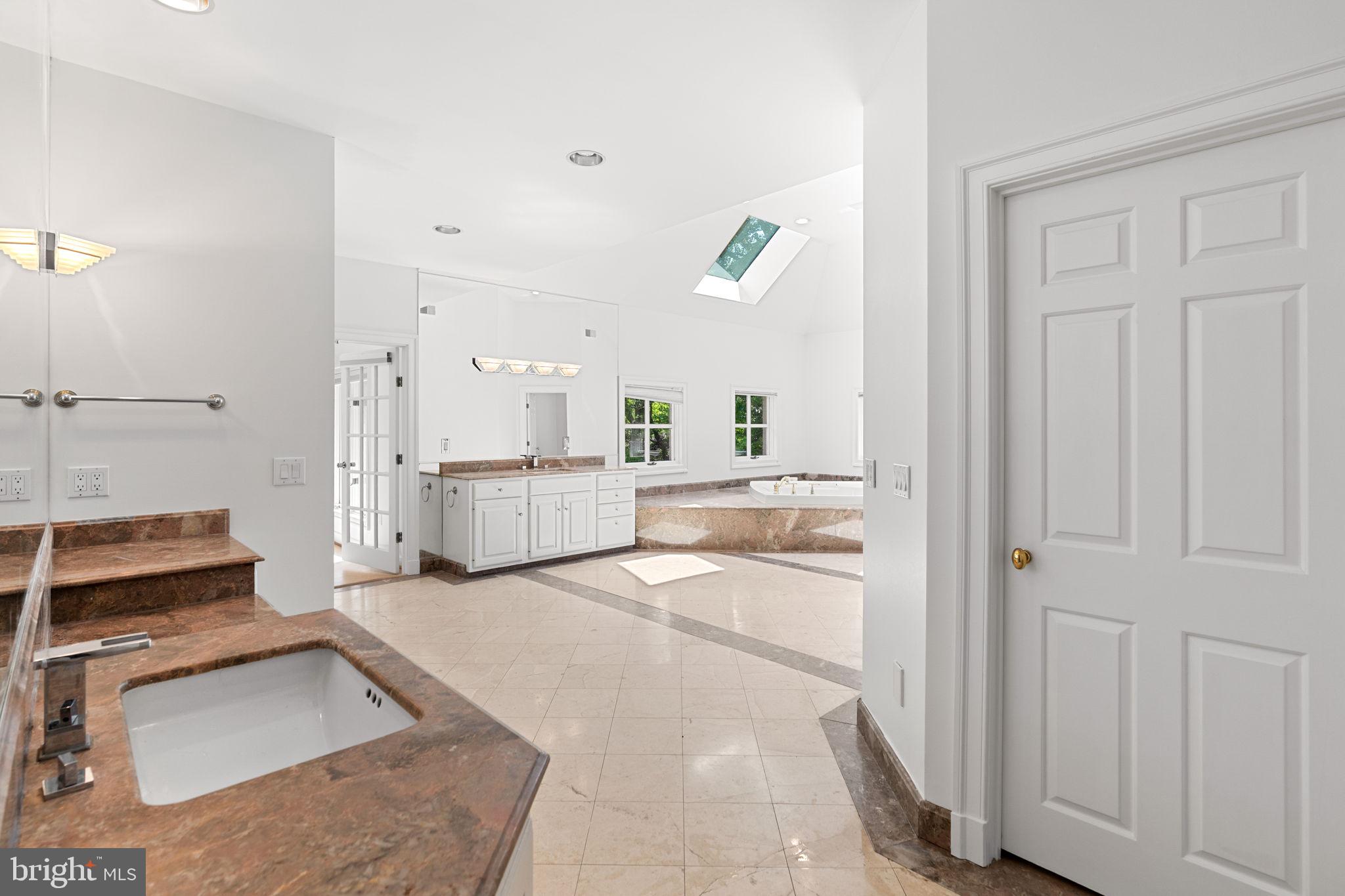 POTOMAC GLEN - Residential