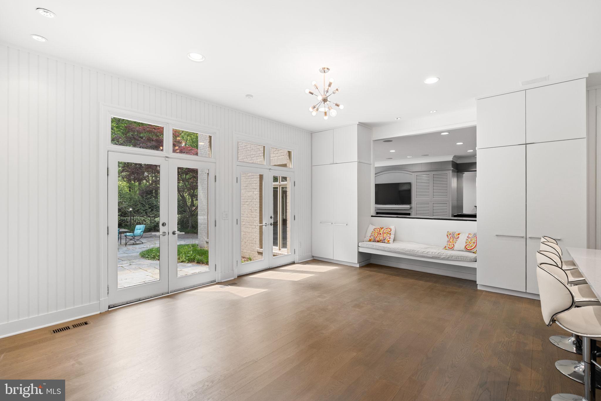 POTOMAC GLEN - Residential