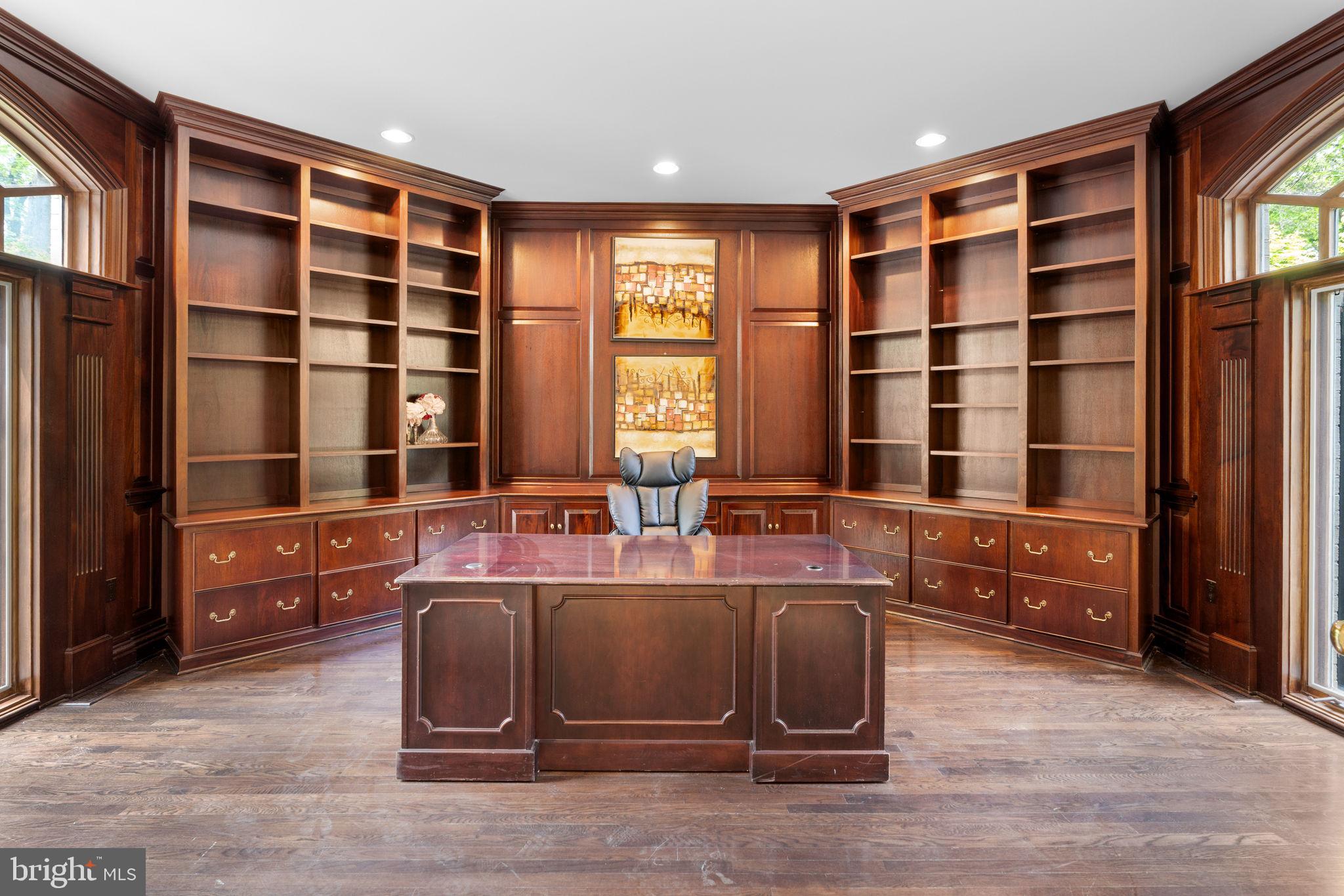 POTOMAC GLEN - Residential