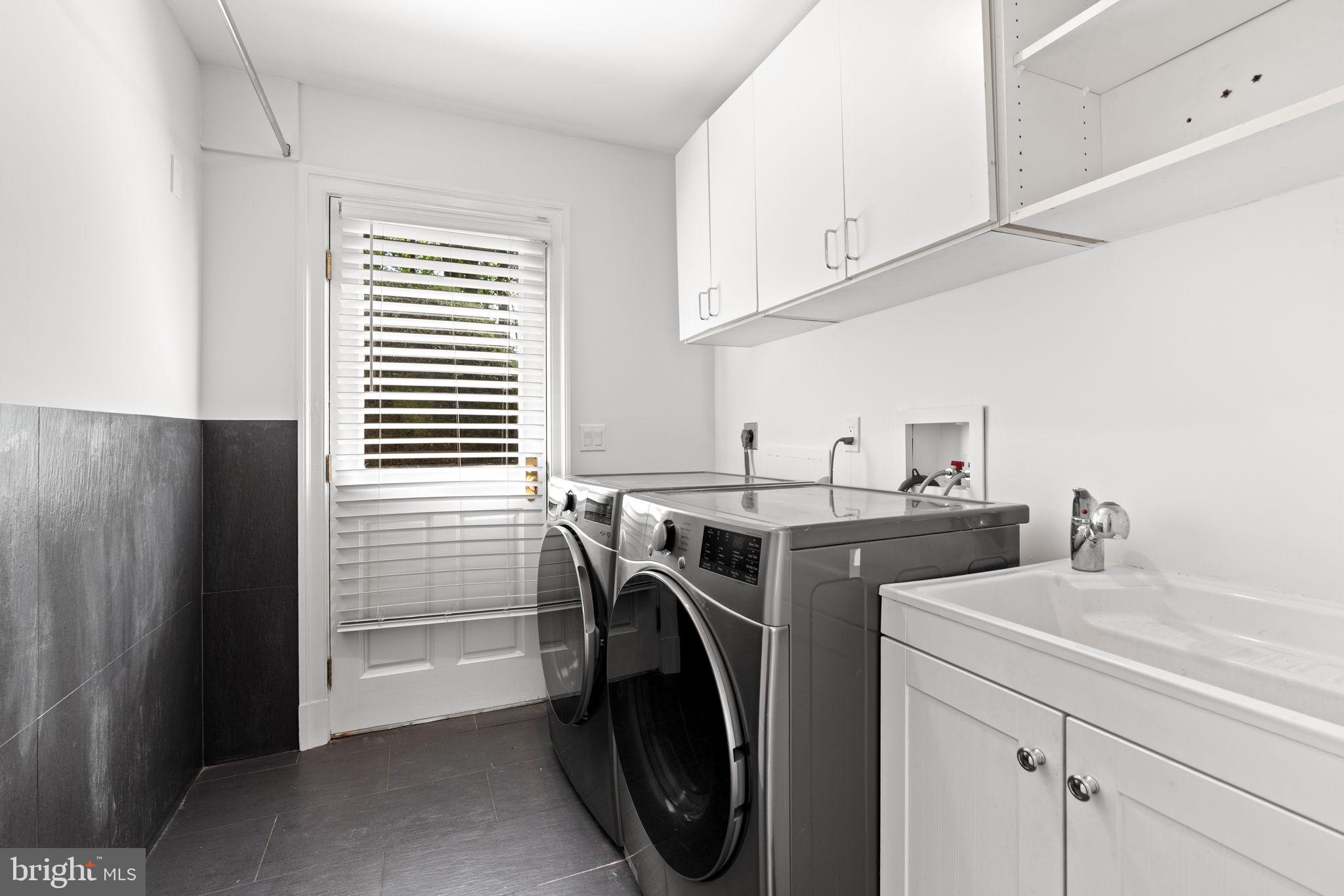 POTOMAC GLEN - Residential