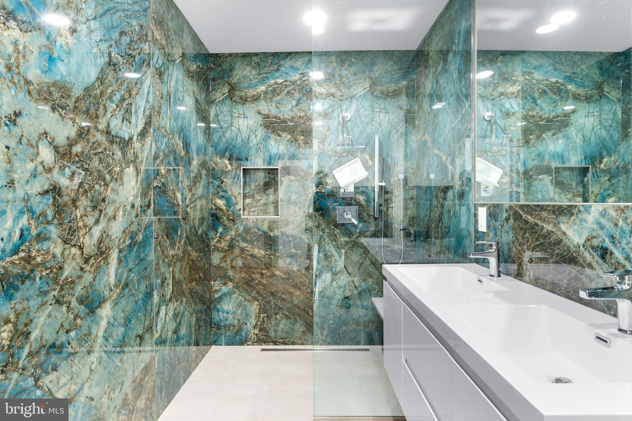 POTOMAC GLEN - Residential