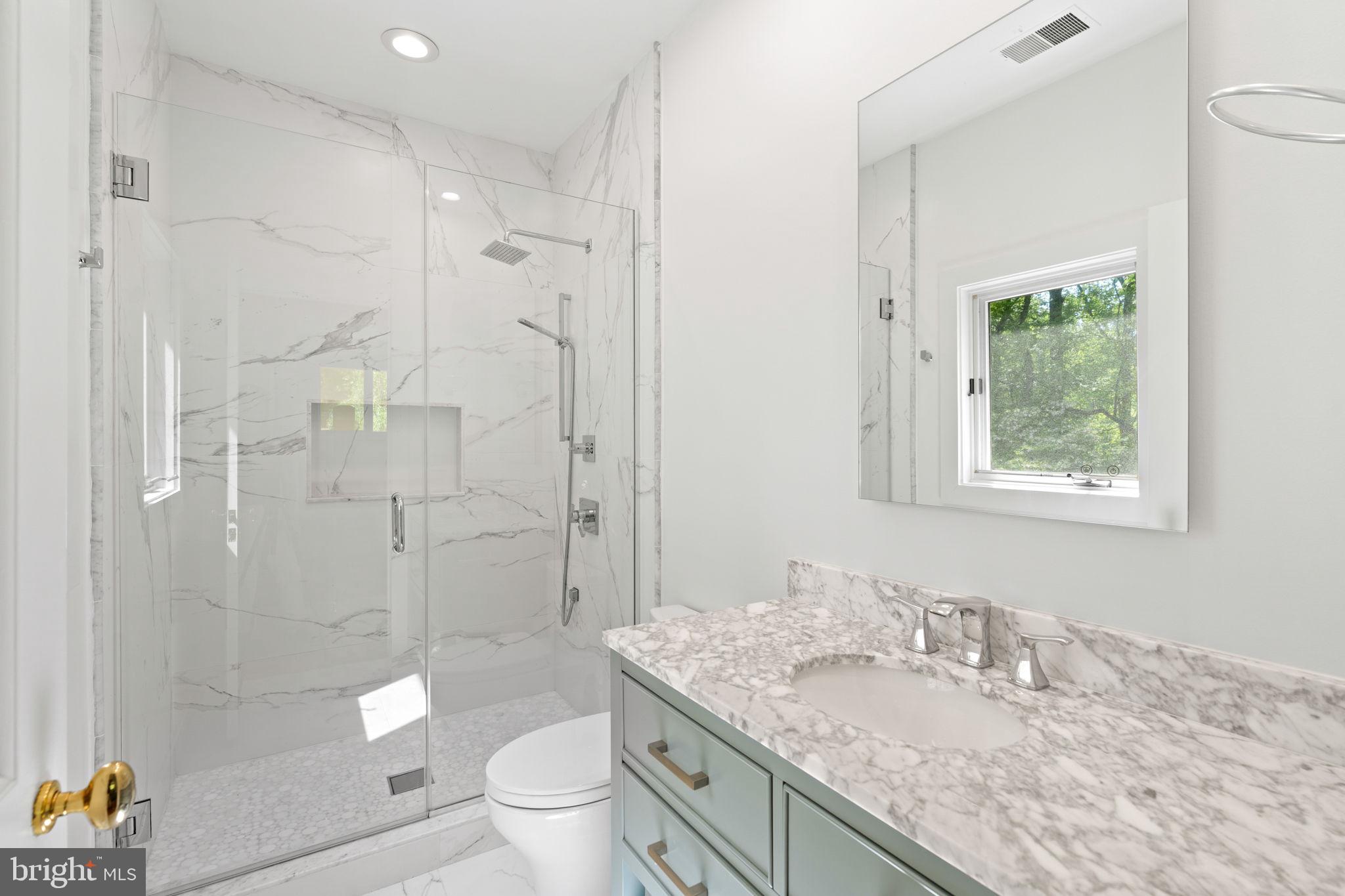 POTOMAC GLEN - Residential