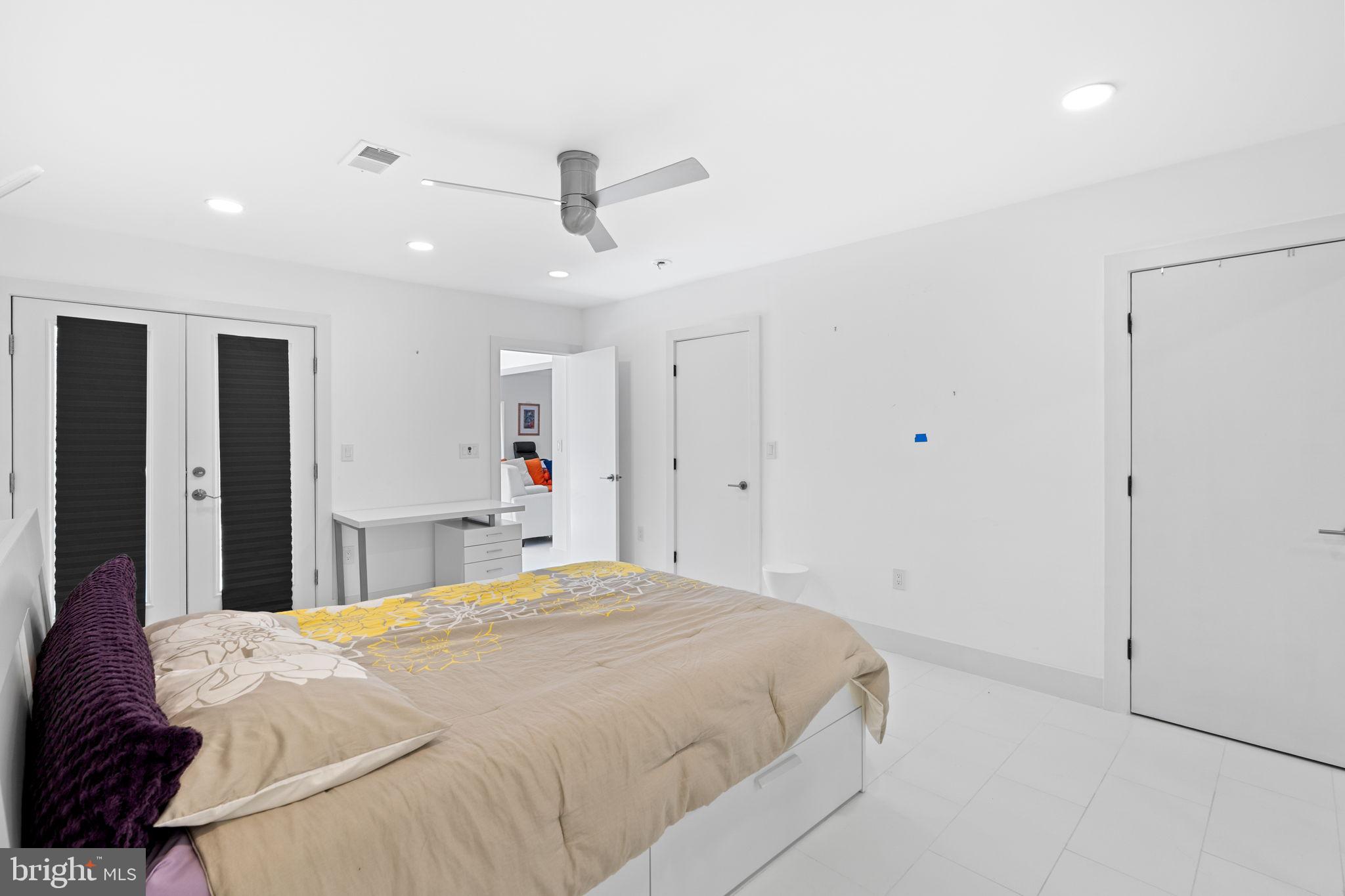 POTOMAC GLEN - Residential