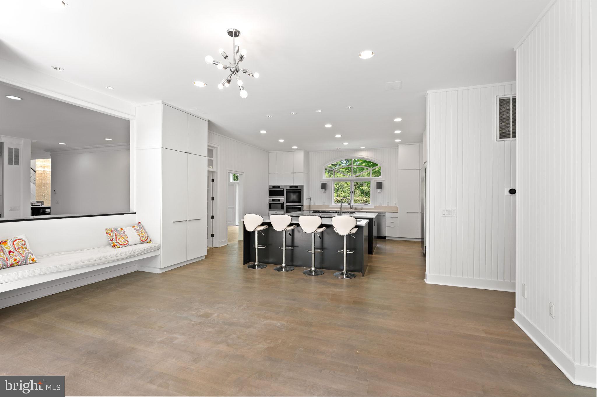 POTOMAC GLEN - Residential