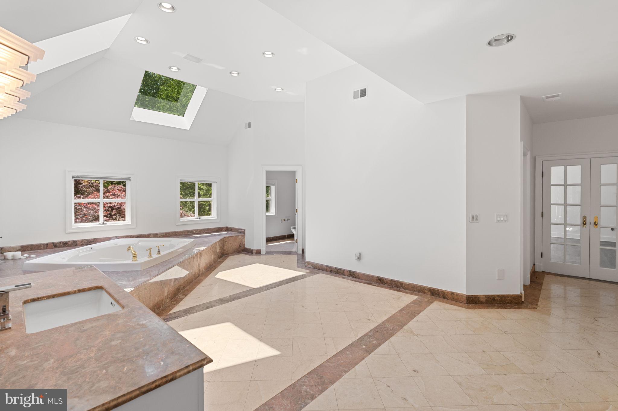 POTOMAC GLEN - Residential