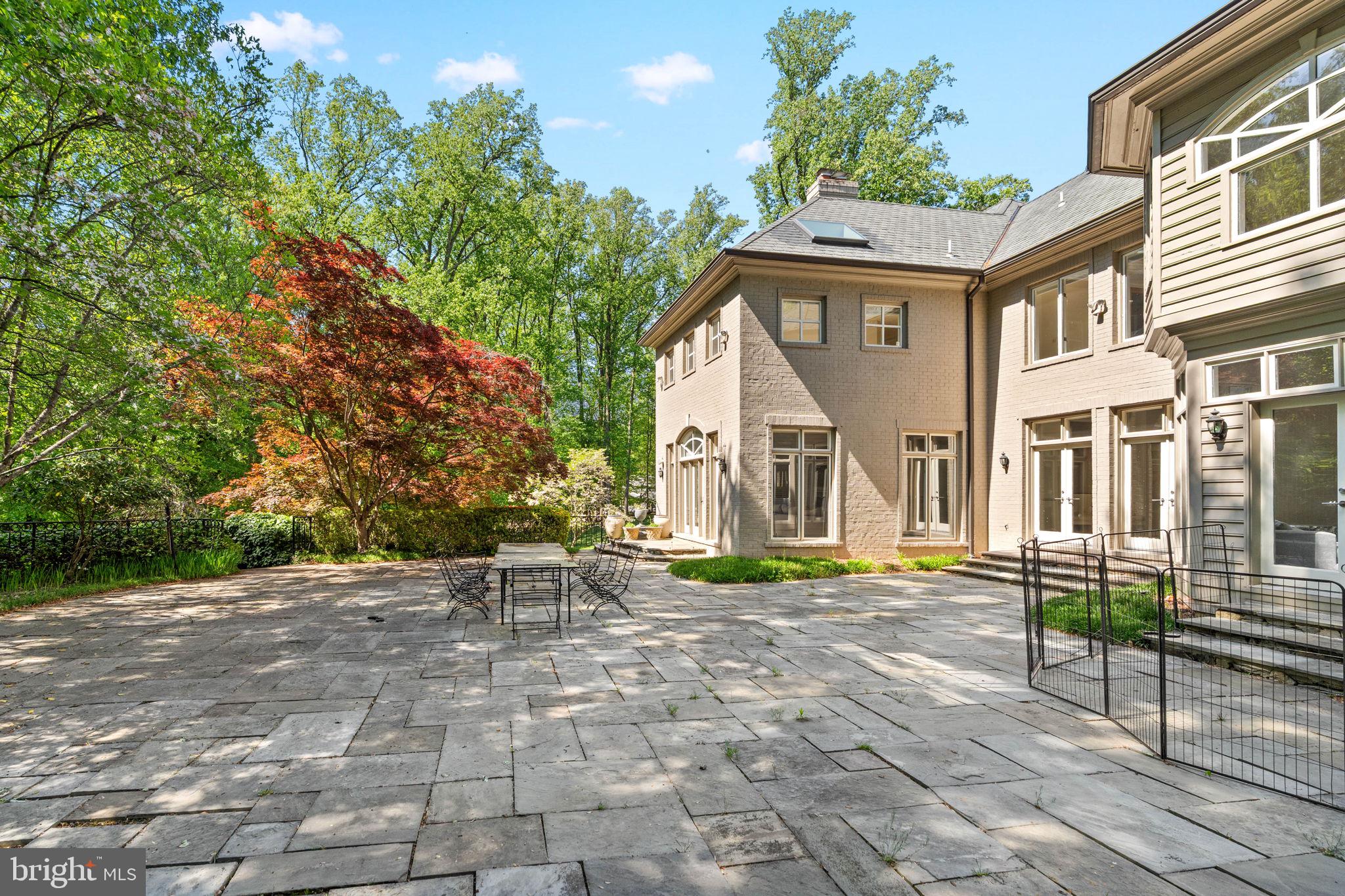 POTOMAC GLEN - Residential