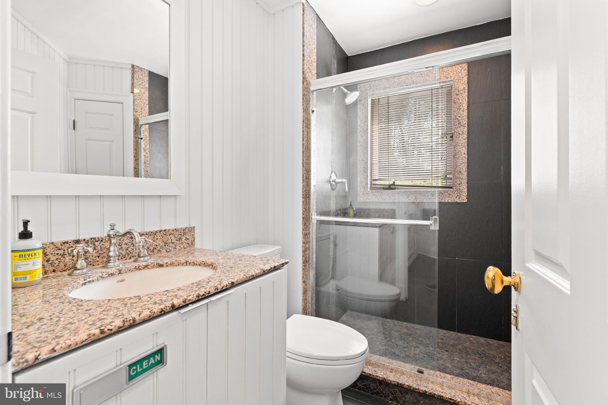 POTOMAC GLEN - Residential