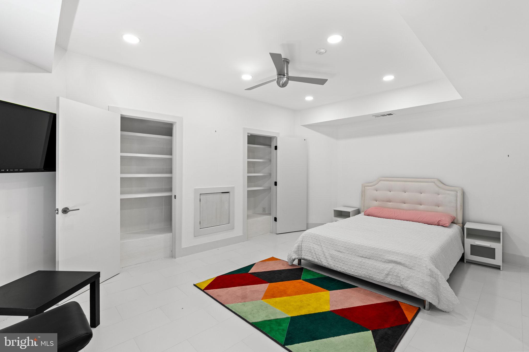 POTOMAC GLEN - Residential