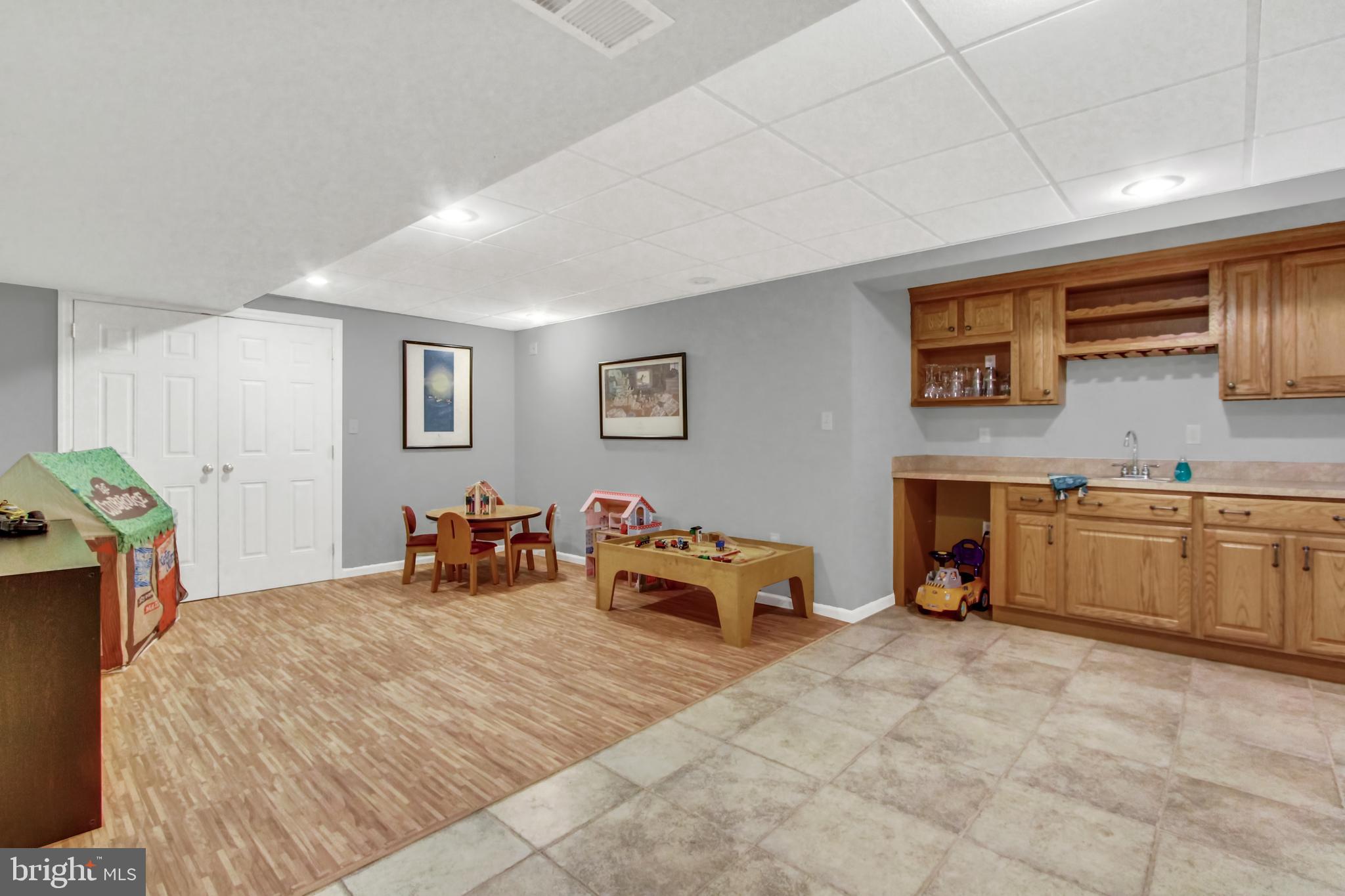 SOUTHRIDGE FARM - Residential