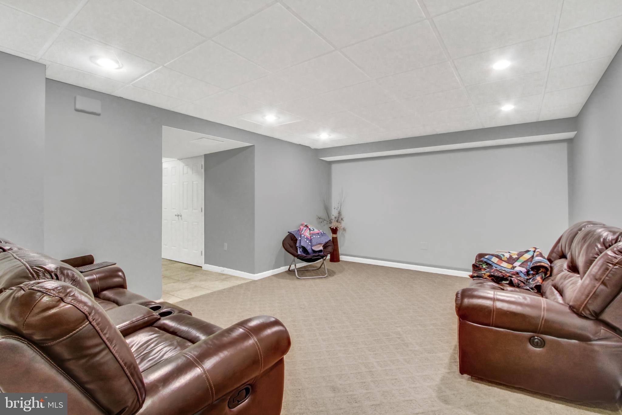 SOUTHRIDGE FARM - Residential