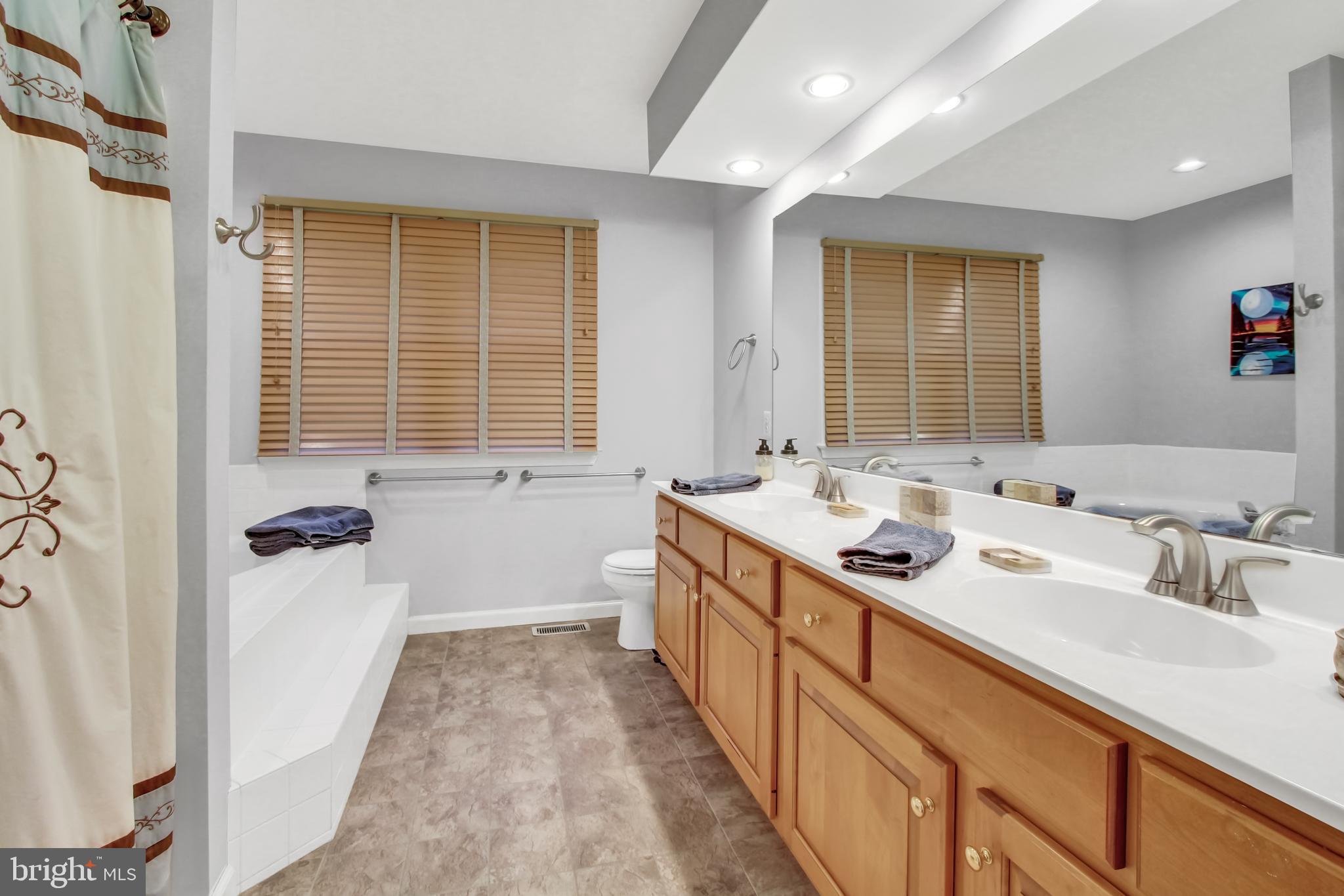 SOUTHRIDGE FARM - Residential