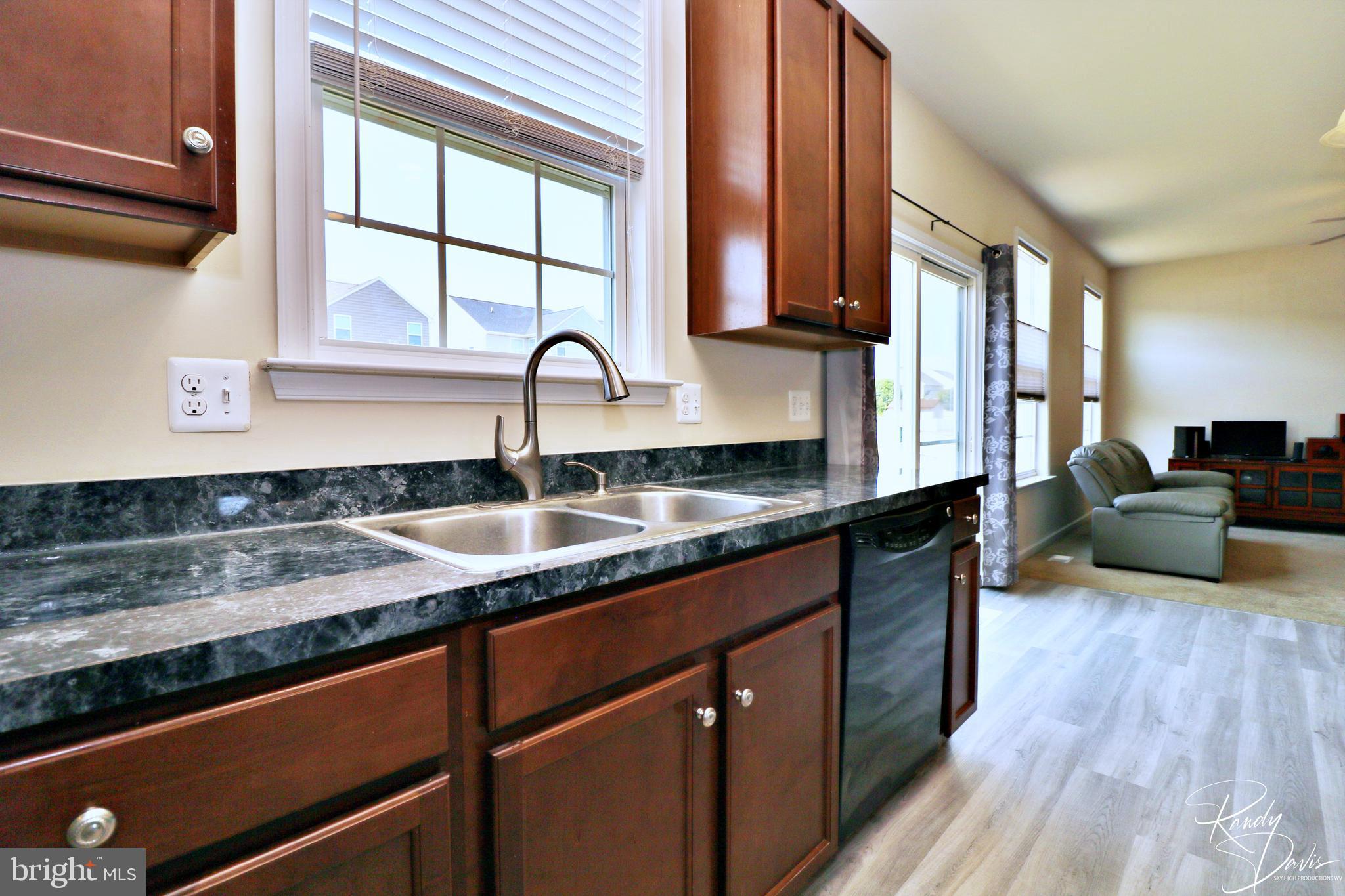 LAKELAND PLACE - Residential