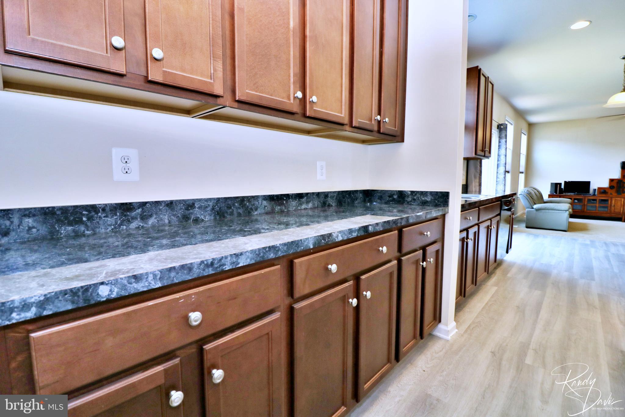 LAKELAND PLACE - Residential