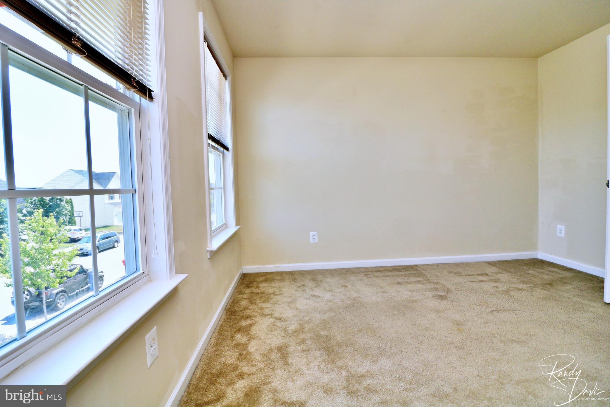 LAKELAND PLACE - Residential