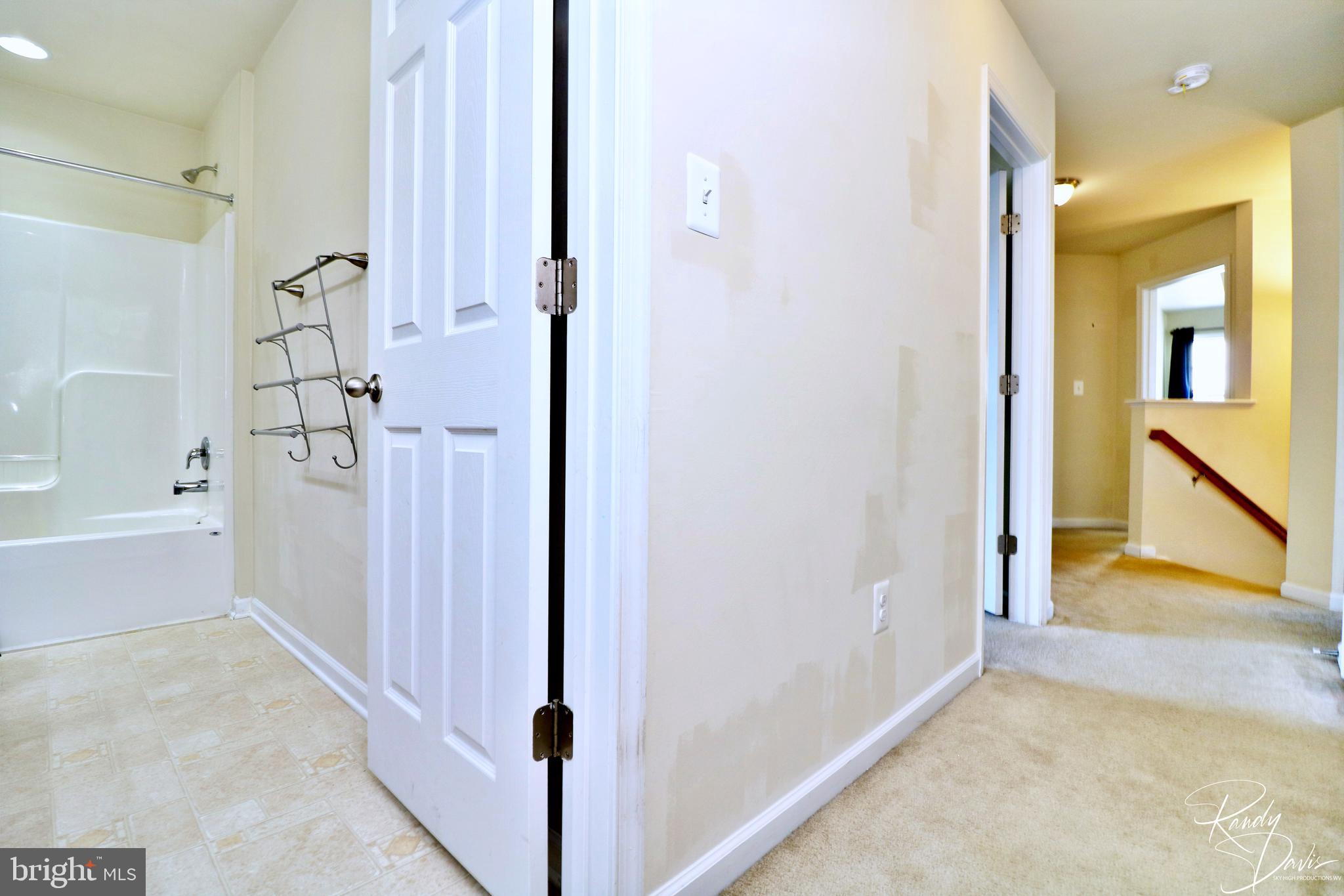 LAKELAND PLACE - Residential