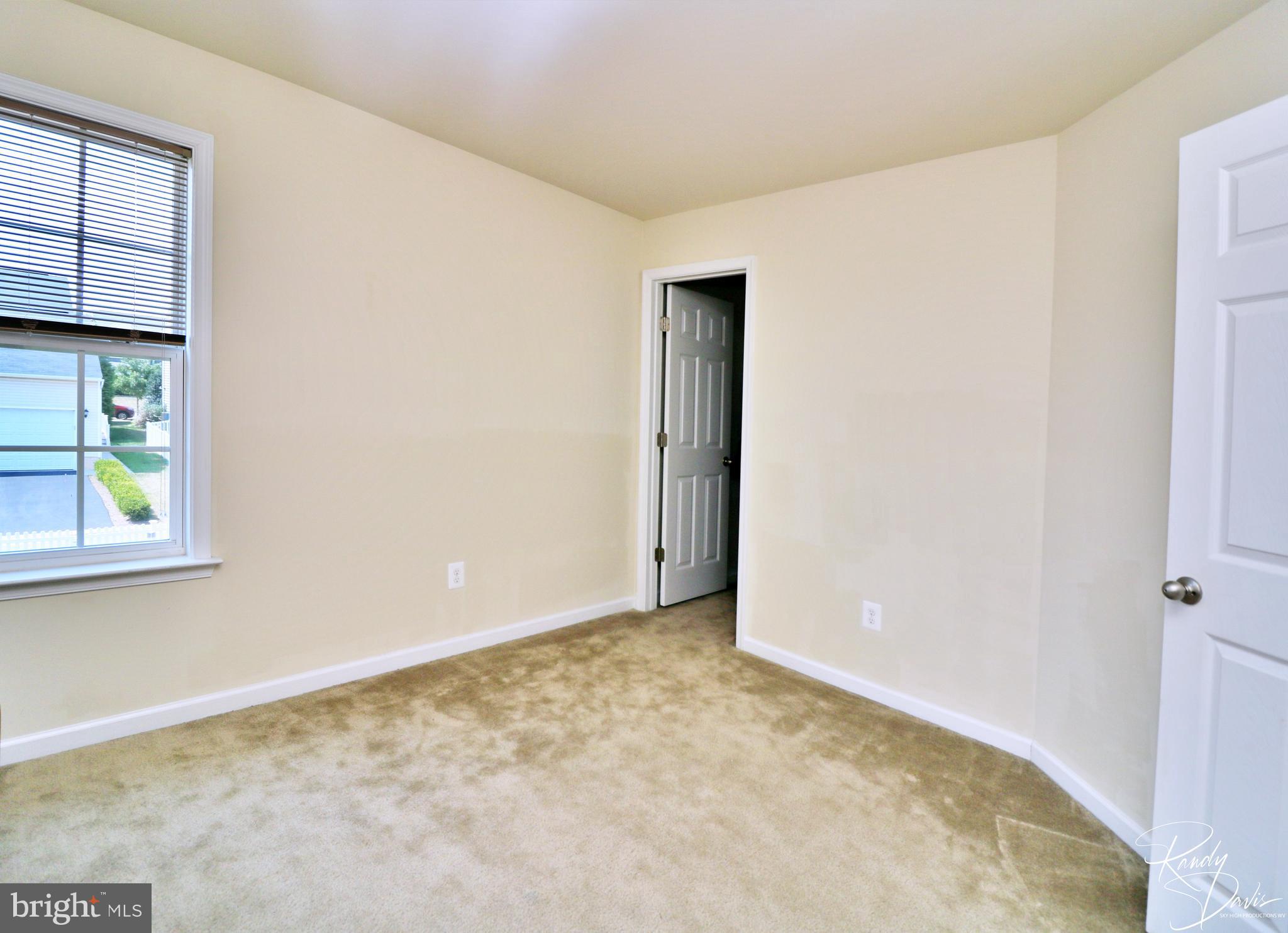 LAKELAND PLACE - Residential