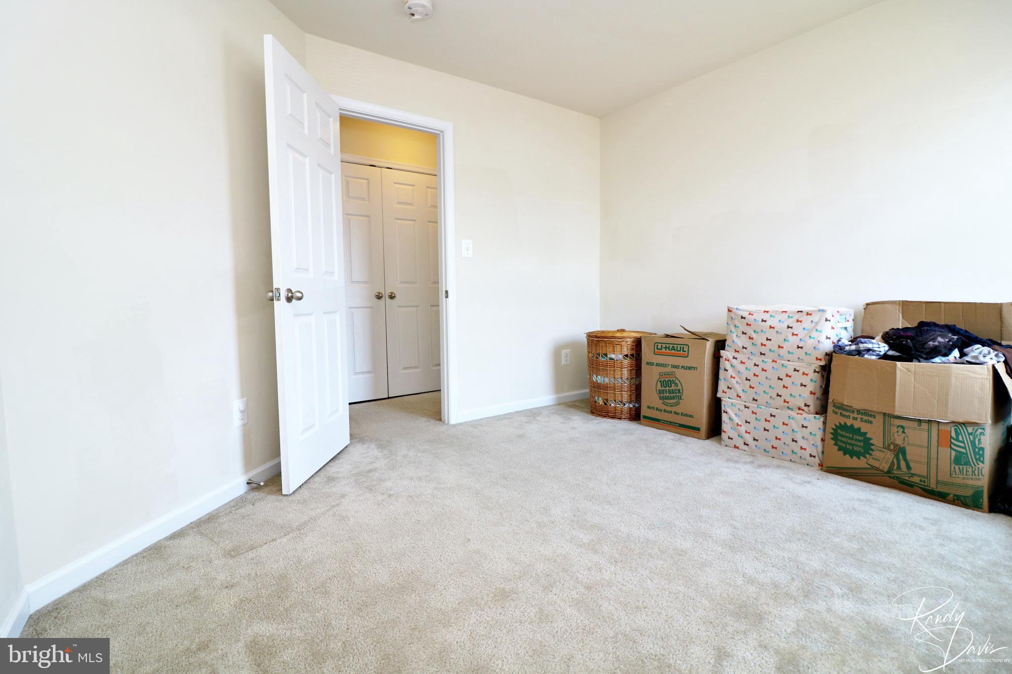 LAKELAND PLACE - Residential