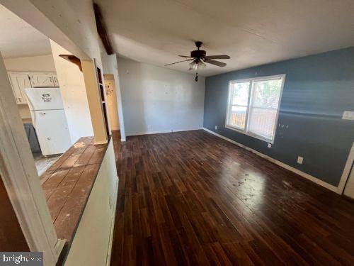 WARM SPRING ESTATES - Residential