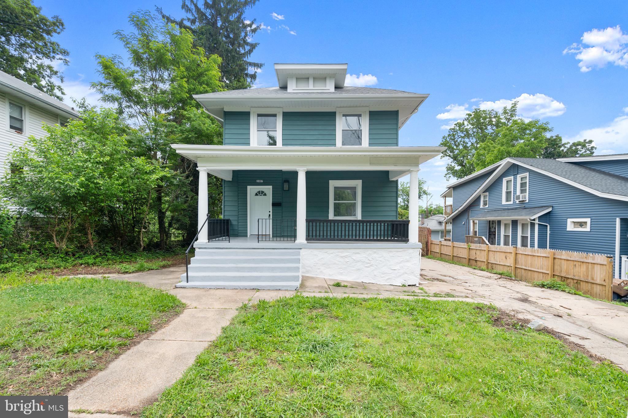 WINDSOR HILLS - Residential