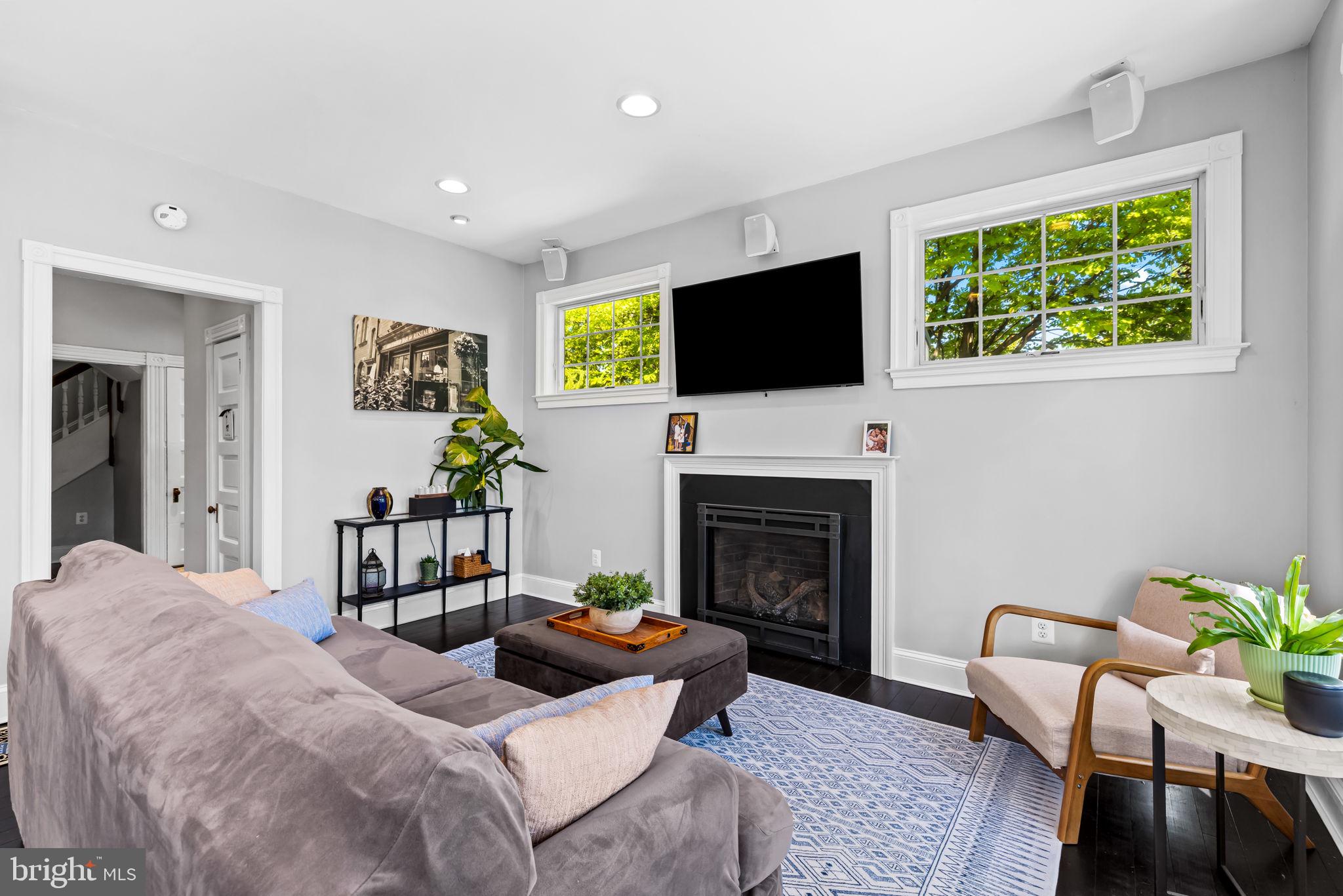 OLD CATONSVILLE - Residential