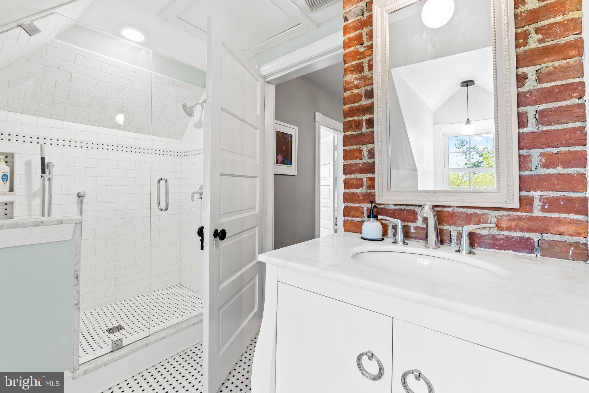 OLD CATONSVILLE - Residential