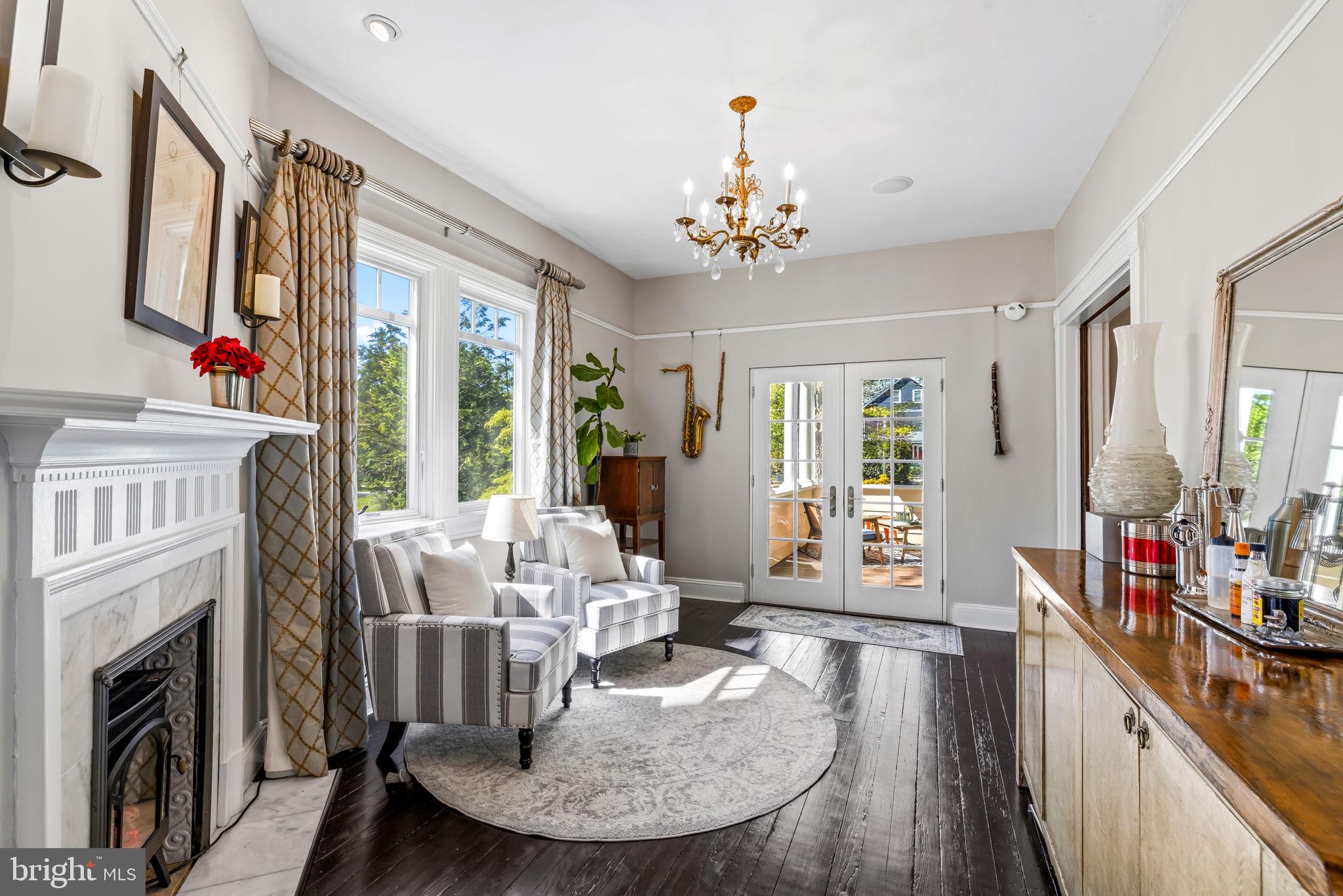 OLD CATONSVILLE - Residential