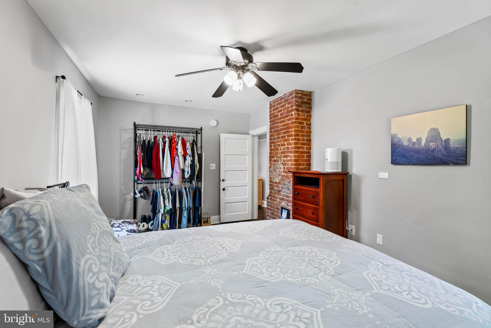 OLD CATONSVILLE - Residential