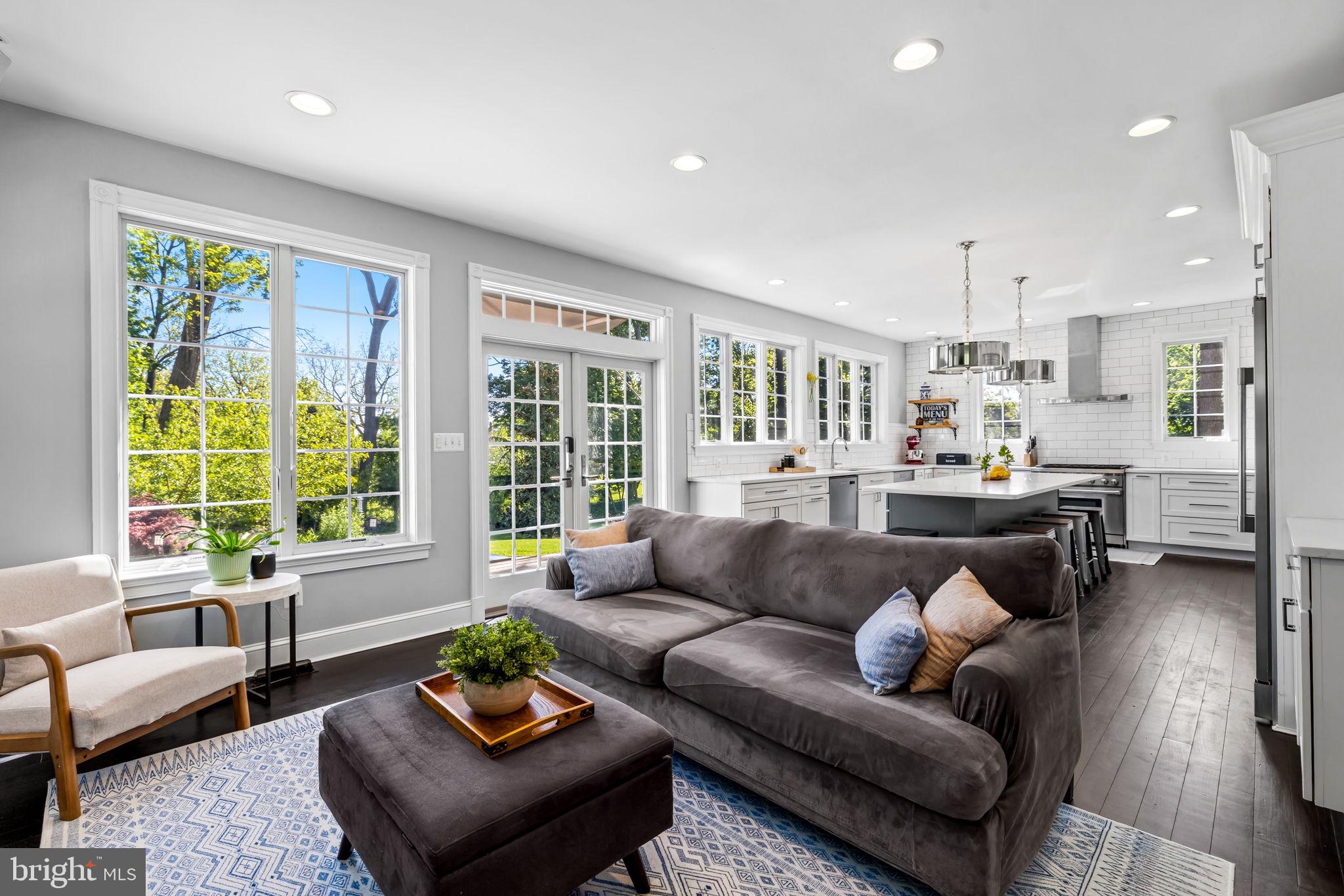 OLD CATONSVILLE - Residential