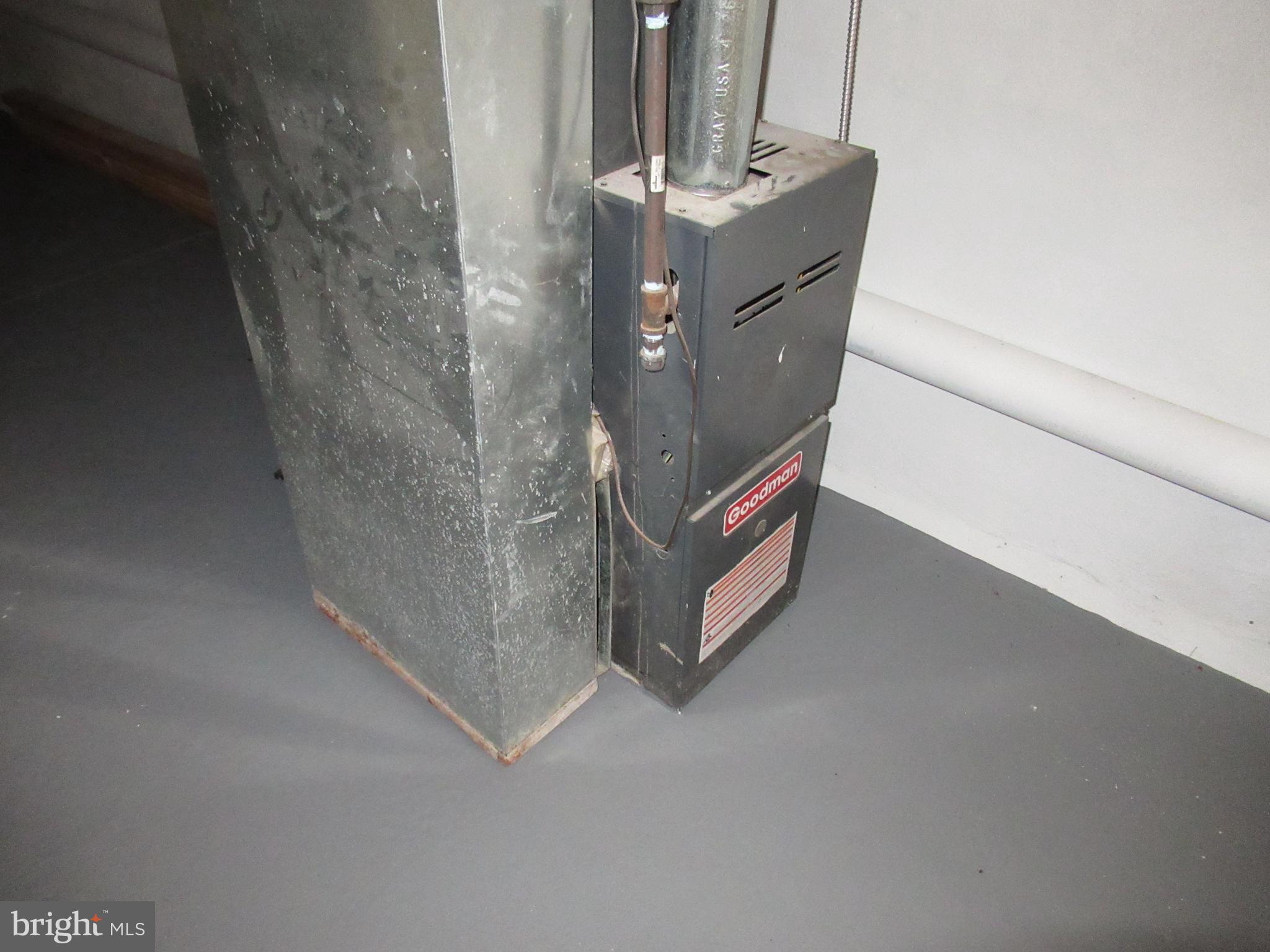 2030 N CLEVELAND STREET